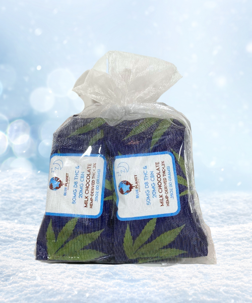 Holiday Gift Bag 50mg Delta 8 + 20mg CBN Sleep Chocolate Squares - 6 Pack